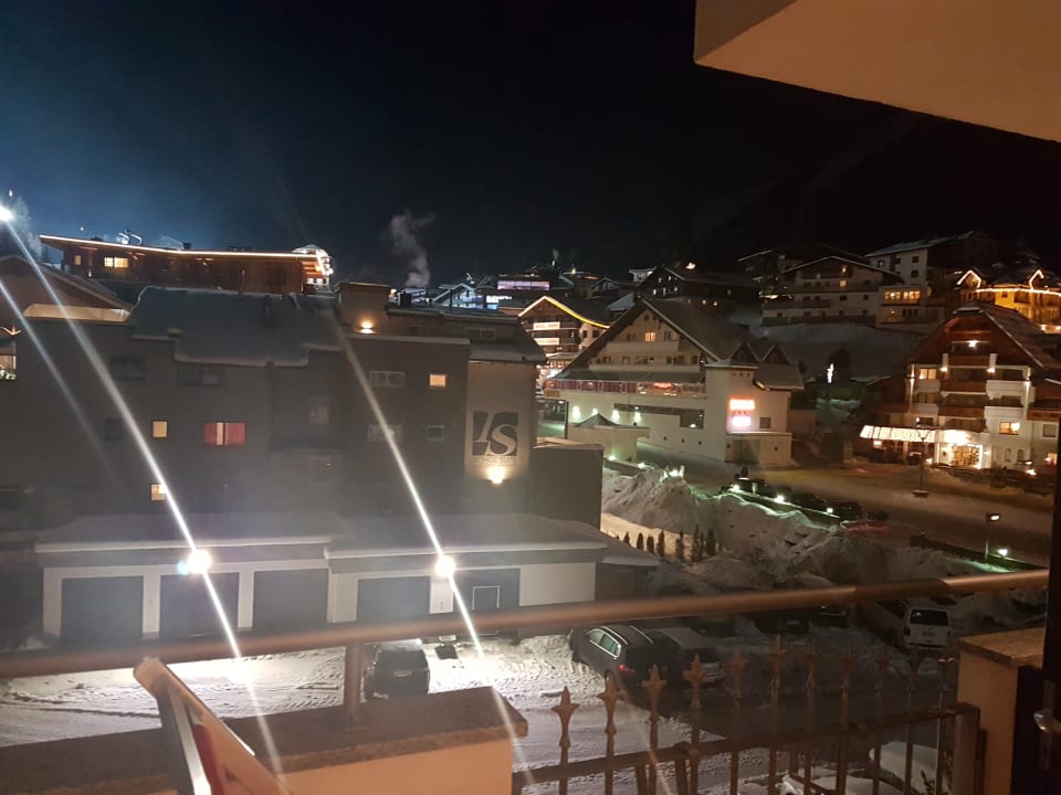 Ausblick vom Balkon, wir warten auf das Feuerwerk Hotel Olympia