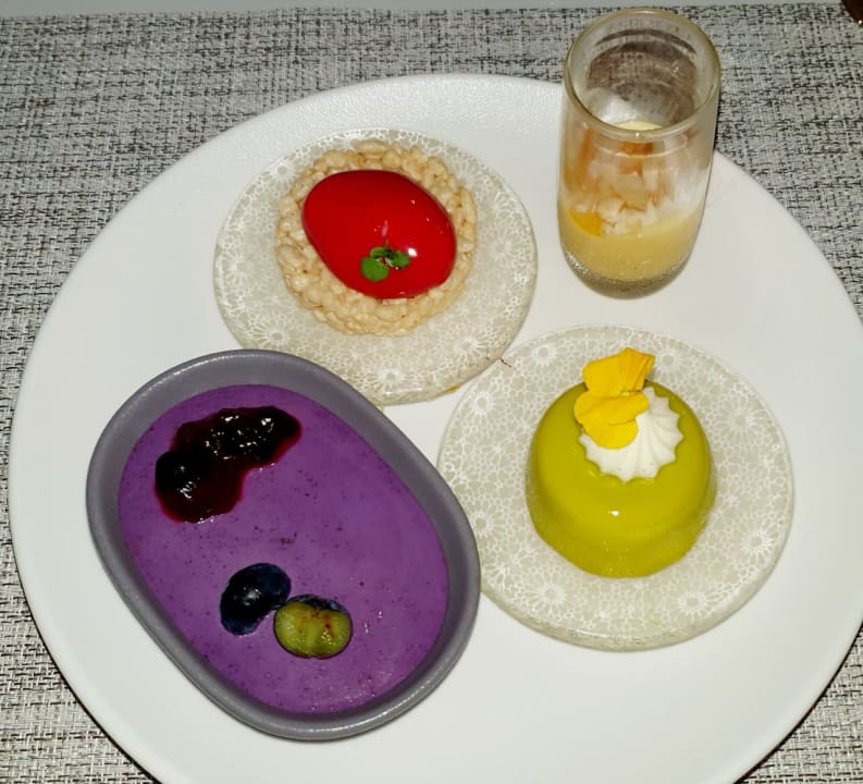 Gastro Jumeirah at Saadiyat Island Resort