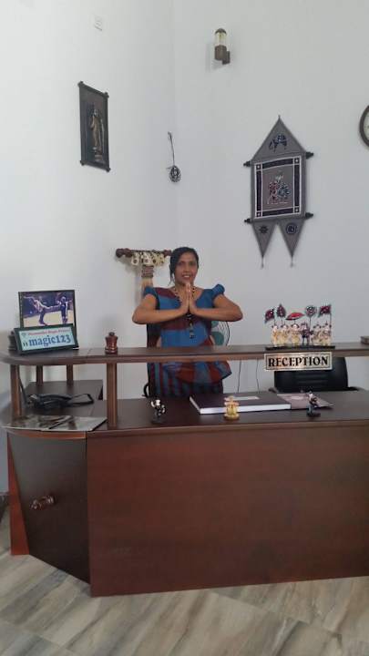 Reception desk Dhammika Magic Palace