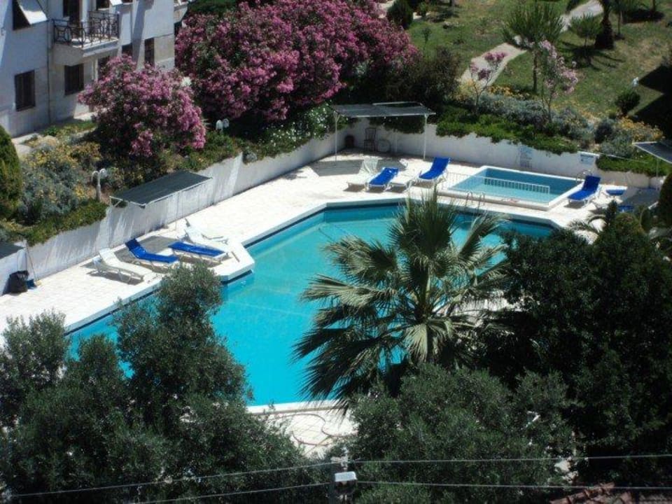 Duży basen  Grand Hotel Kurdoglu