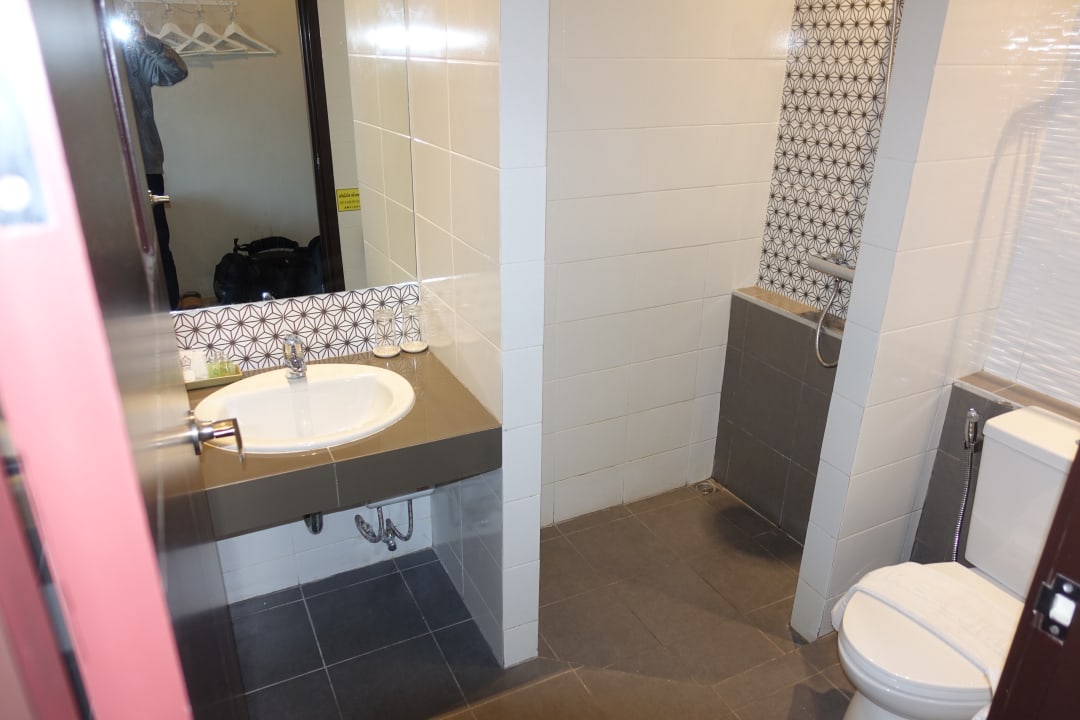 Zimmer H Hotel Phrasing