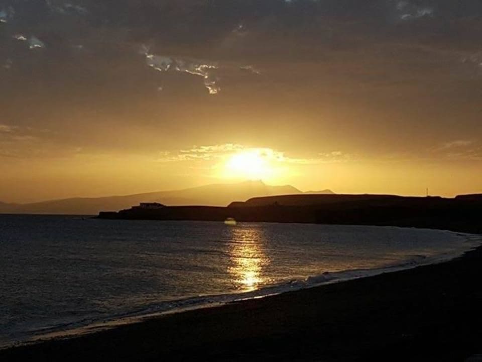 Sonnenuntergang an der Promenade R2 Romantic Fantasia Suites - Adults only