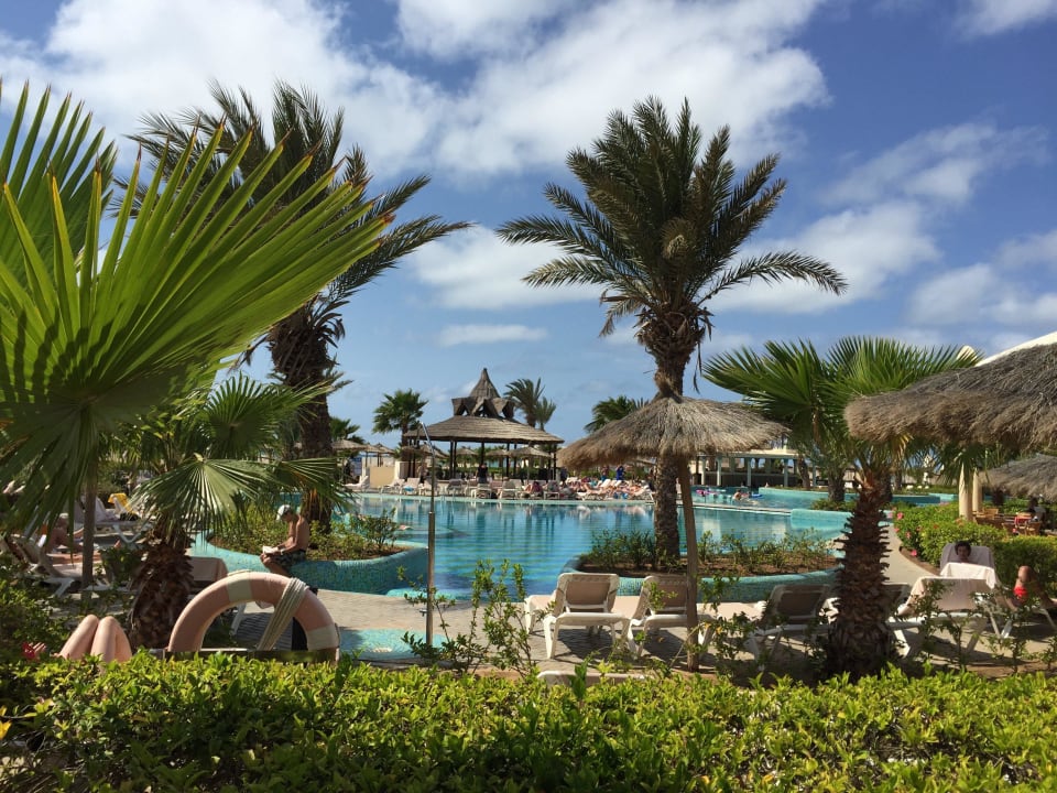 Pool Hotel Riu Karamboa