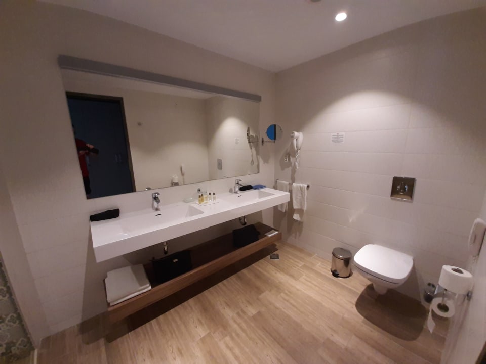 Zimmer Astoria Hotel