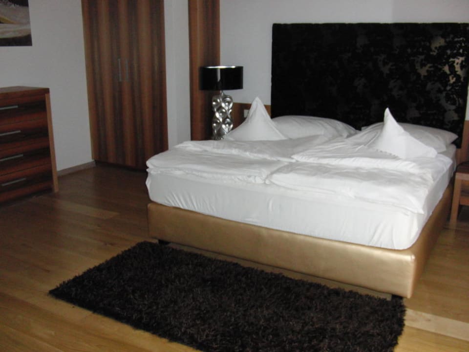 Das 2. Schlafzimmer im Zimmer 111 Quellenhof Luxury Resort Passeier