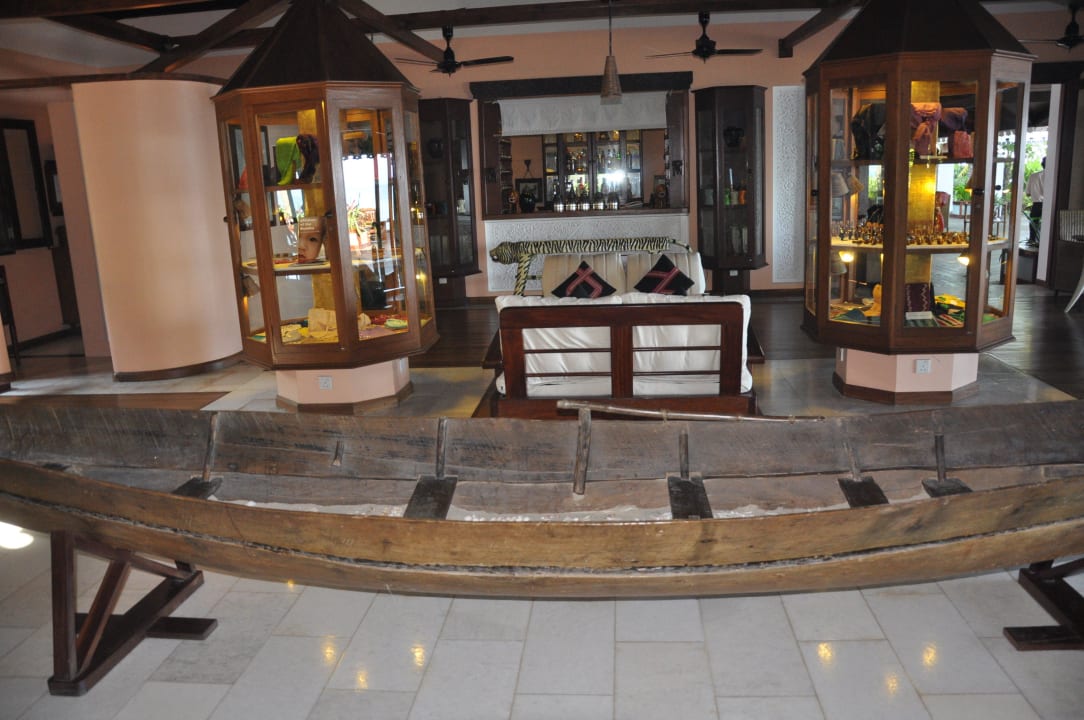 Im einheimischen Stil sehr edel Hotel Sandoway Resort