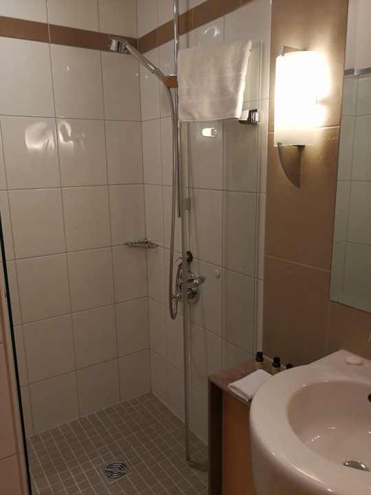 Dusche Hotel Mondial am Dom Cologne- MGallery