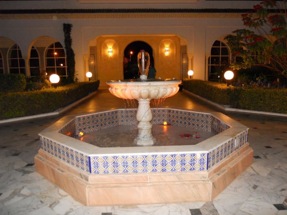 Zur Rezeption Hotel El Mouradi Palm Marina
