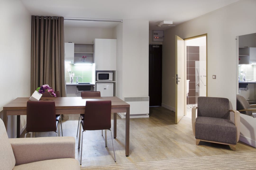 Appartement supérieur Hotel Kyriad Chambery Centre - Curial