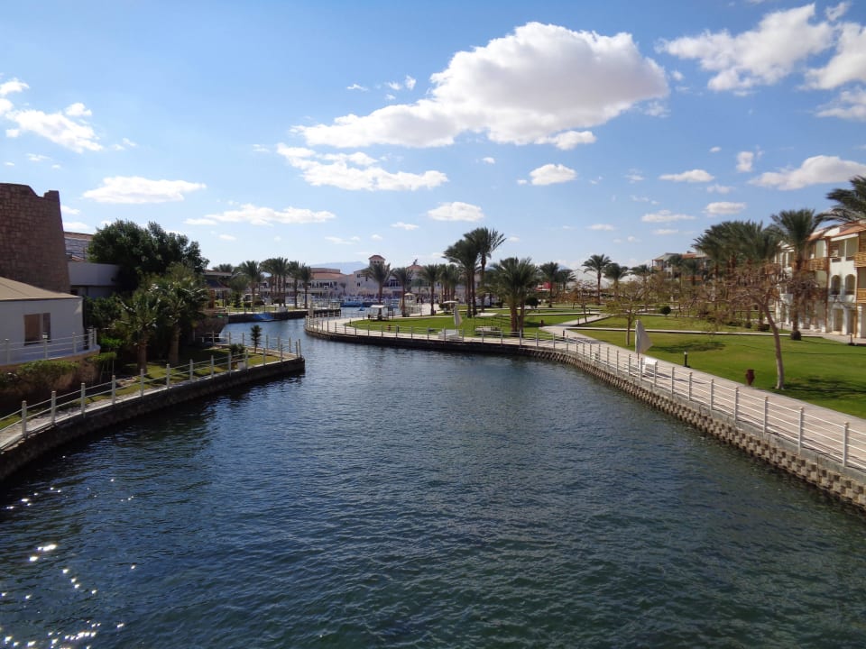 Bootsstrecke in Hotelanlage Pickalbatros Dana Beach Resort - Hurghada