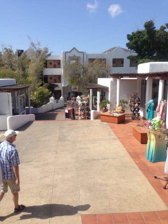 Clubeigene Boutique ROBINSON ESQUINZO PLAYA