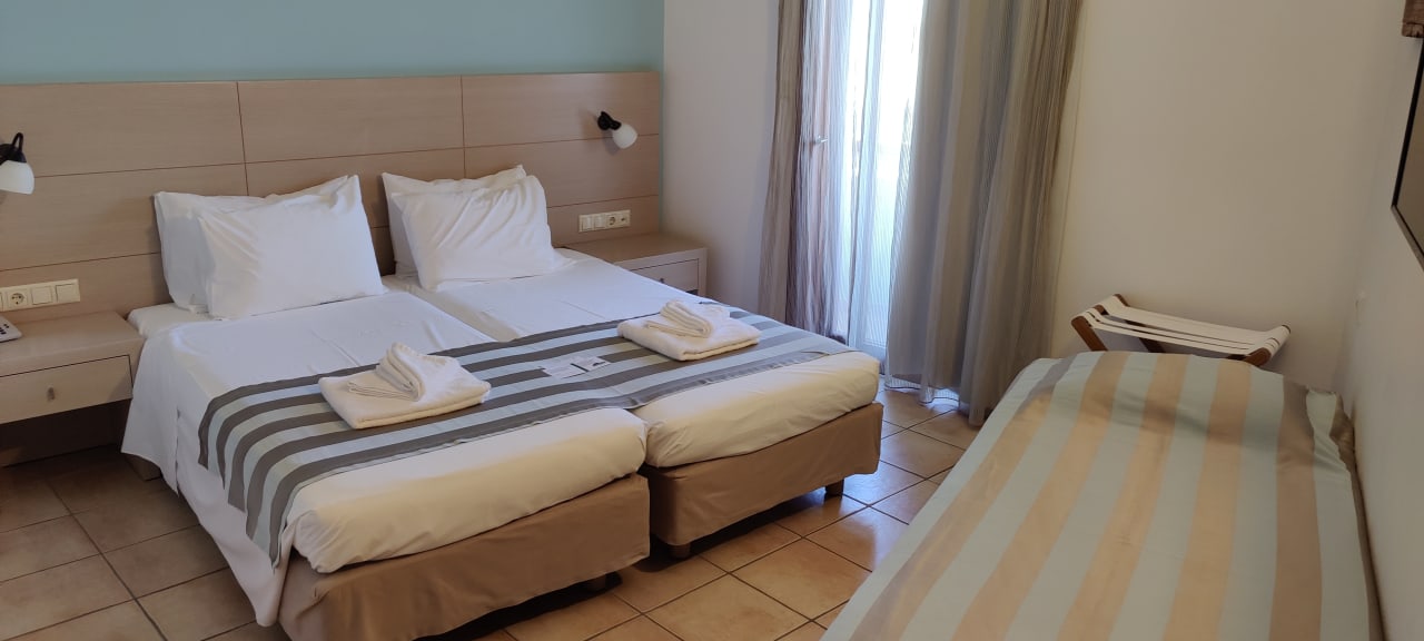 Zimmer Alianthos Garden Hotel