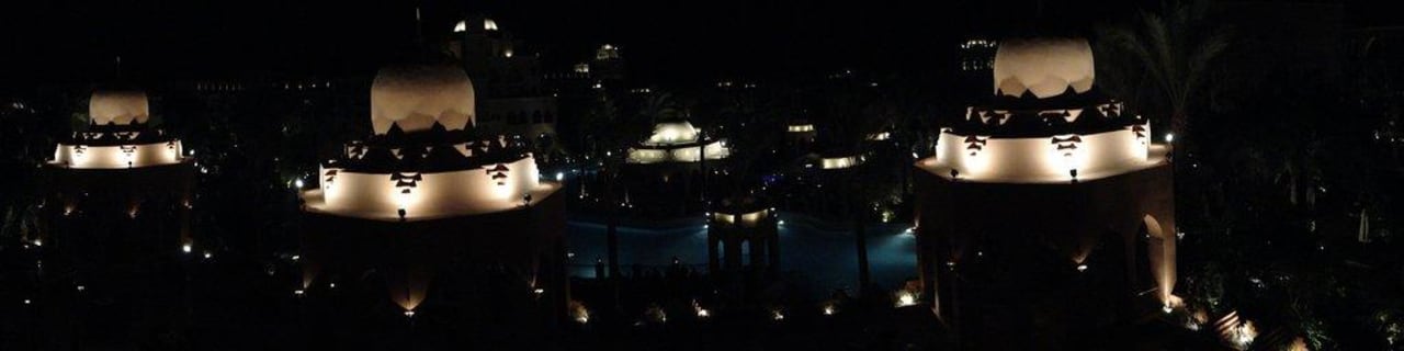 Ausblick vom Lobbybalkon über die Poollandschaft Makadi Palace
