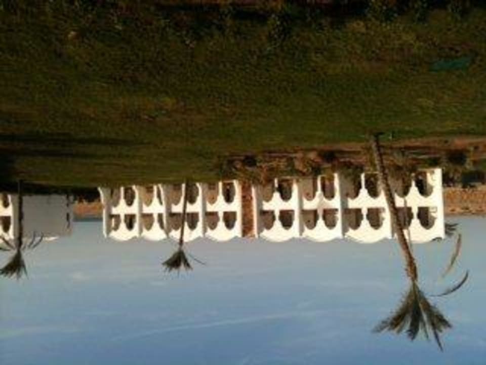 So sehen die Zimmer von außen aus Hotel Gorgonia Beach Resort