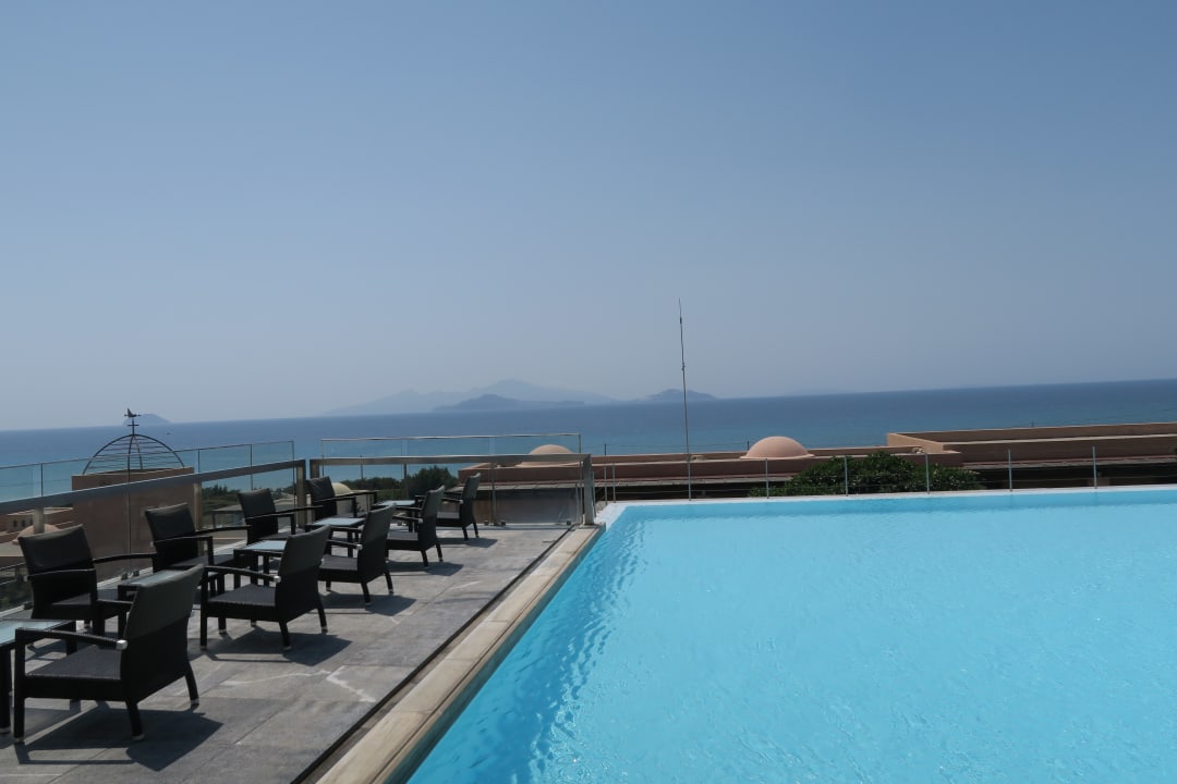 Pool Atlantica Belvedere Resort