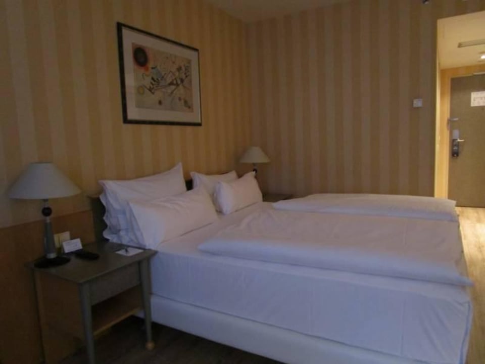 Sauber und ordentlich NH Danube City