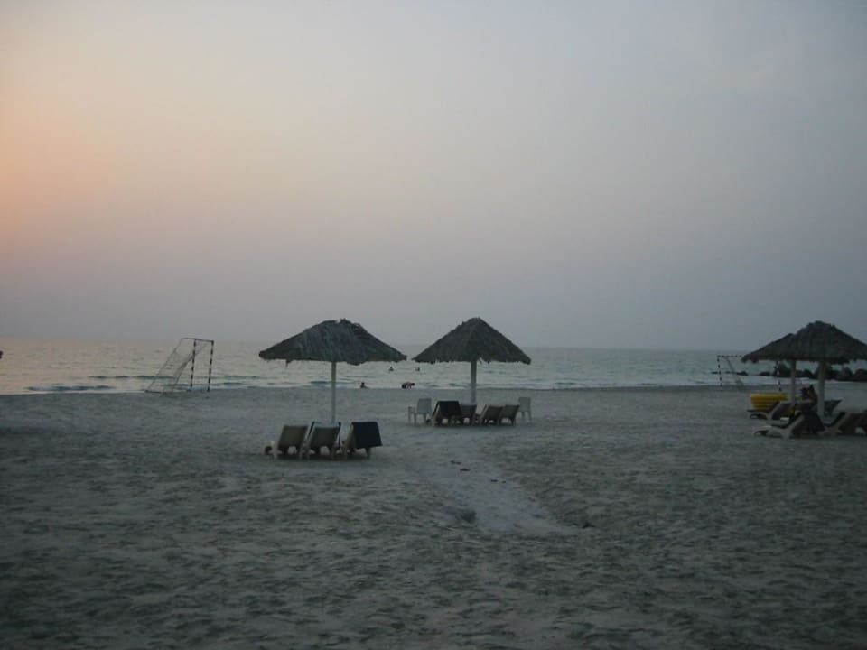 Strand am Abend Umm Al Quwain Beach Hotel
