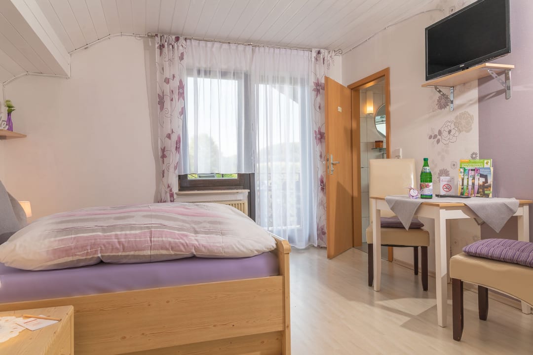 Zimmer Pension Landhaus HEIMISCH