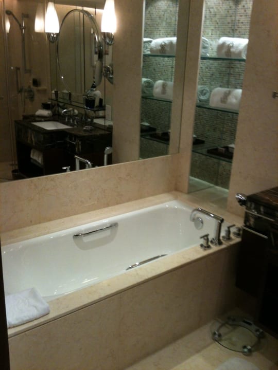 Baño Hotel The Portman Ritz-Carlton