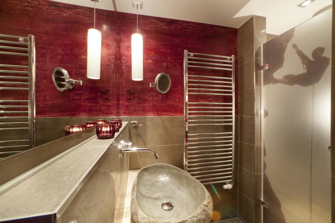 Bad Zimmer Detail Superior Alpin Chic Stil Zimmer Verwöhn- und Wellnesshotel Walserhof