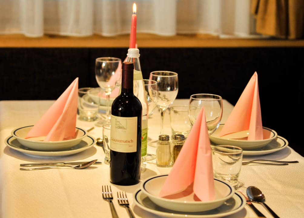 Im Speisesaal  Der Brunnerhof