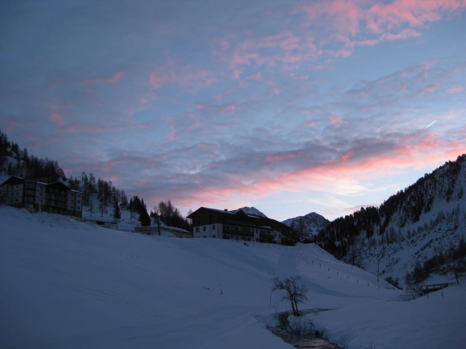 Weningeralm im Morgenrot Weningeralm