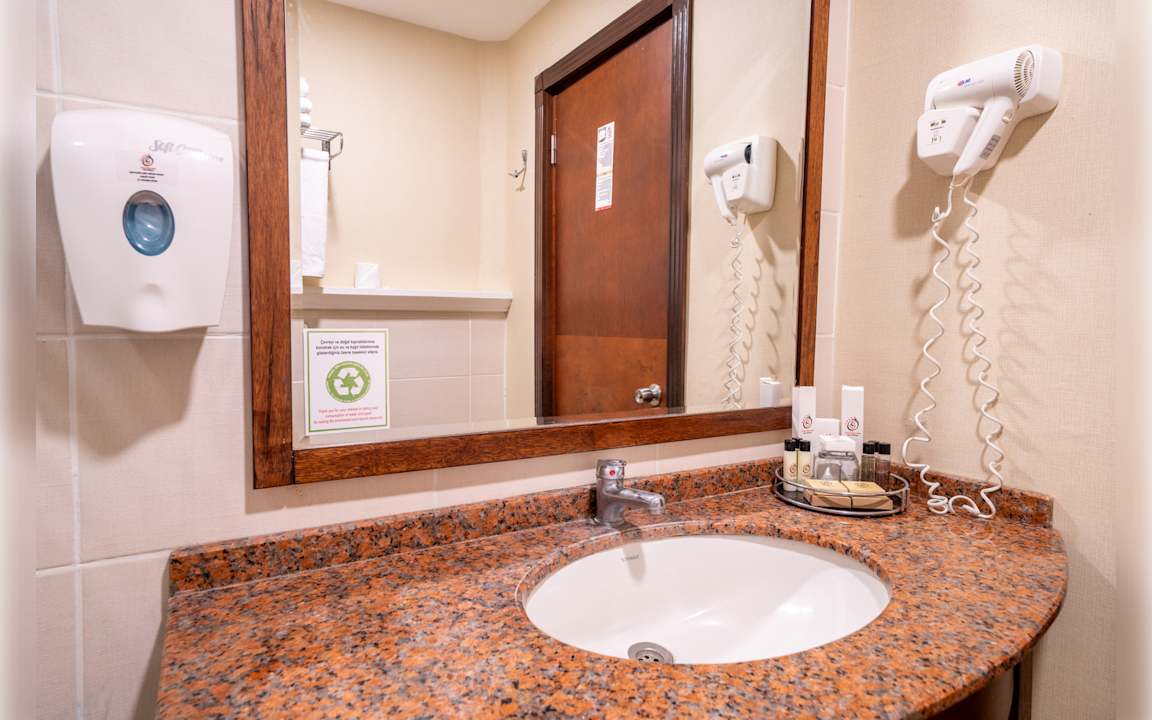 Zimmer Garden Of Sun