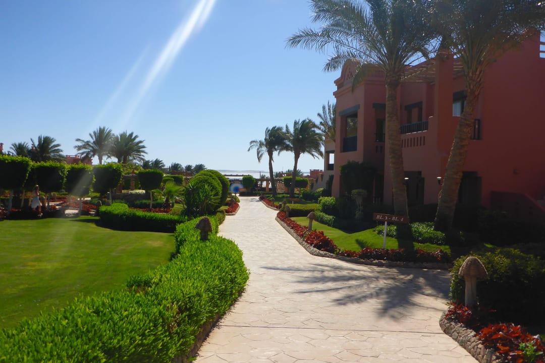 Schön angelegter Garten Charmillion Gardens Aquapark