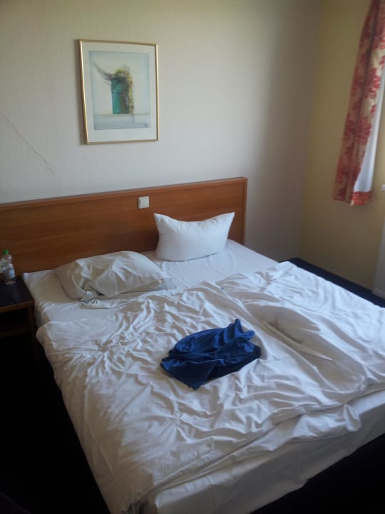 Doppelbett ACHAT Hotel Dresden Altstadt