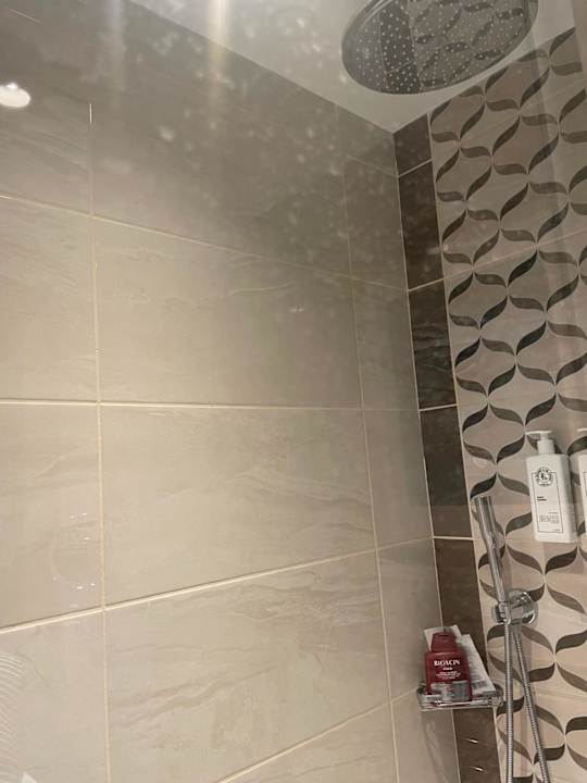 Zimmer Elite World Grand İstanbul Basın Ekpres Hotel