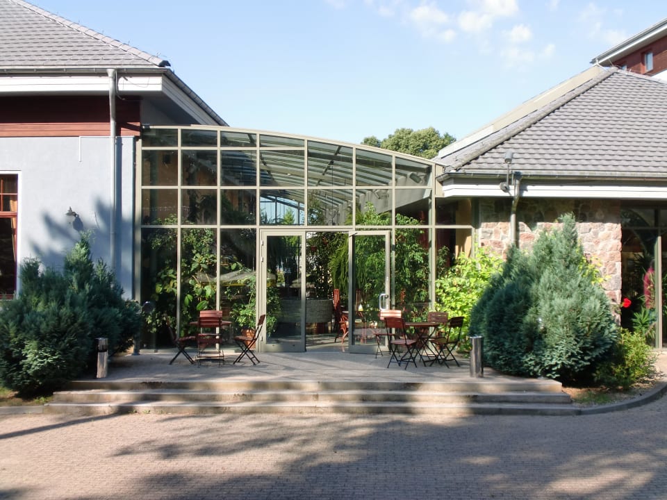 Wintergarten Hotel 4 Pory Roku