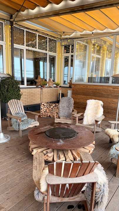 Außenansicht Hotel UTO KULM car-free hideaway in Zurich