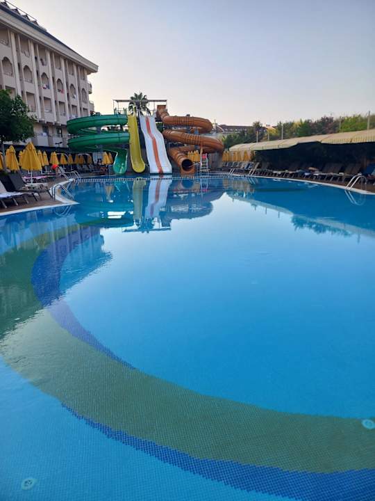 Pool Calimera Hane Garden