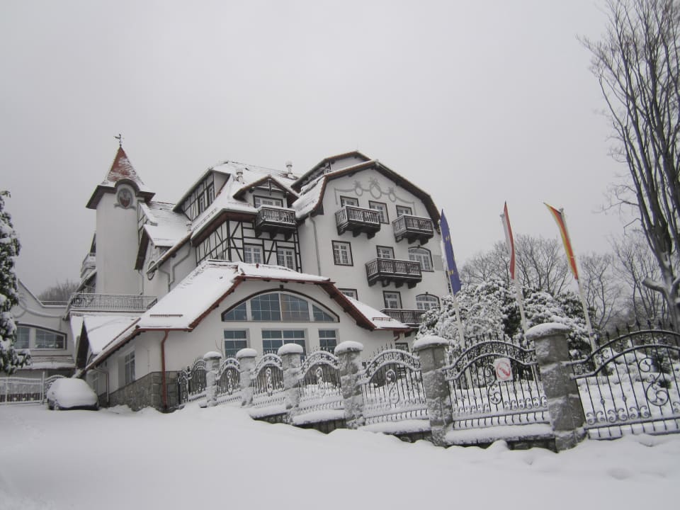Weg zum Hotel Park Hotel