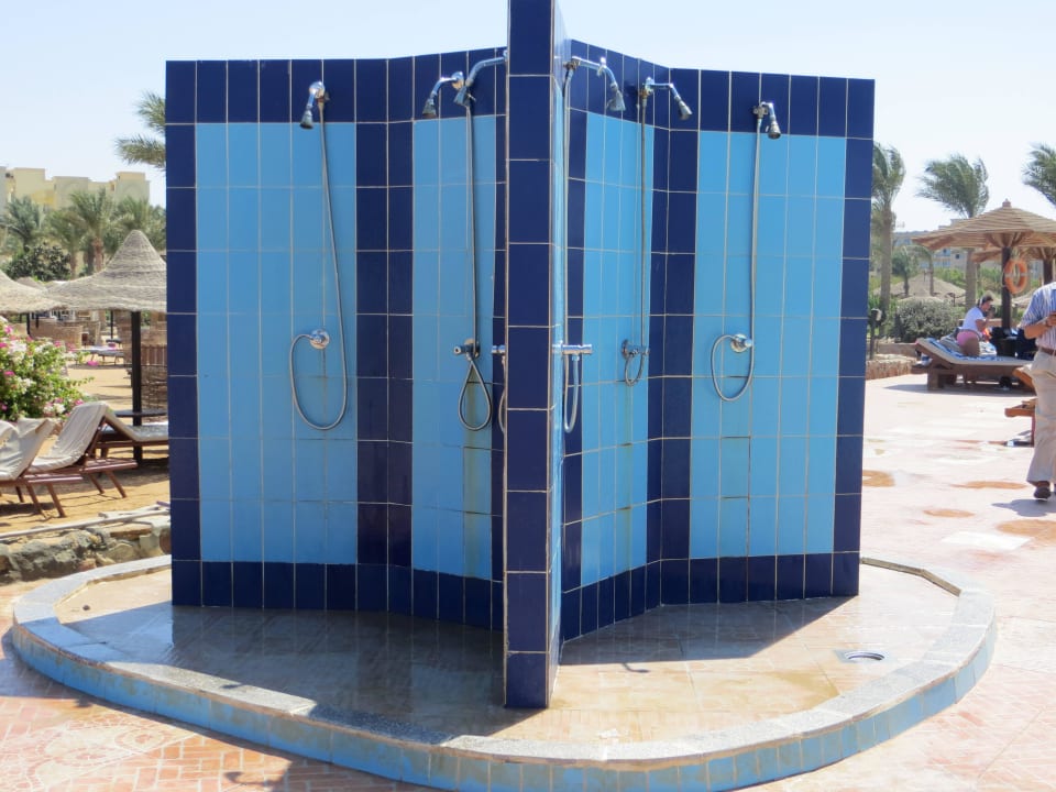 Duschen am Strand Riviera Aqua Park Resort