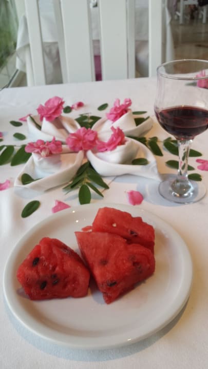 Wassermelone zum Nachtisch  Hotel Marhaba Club