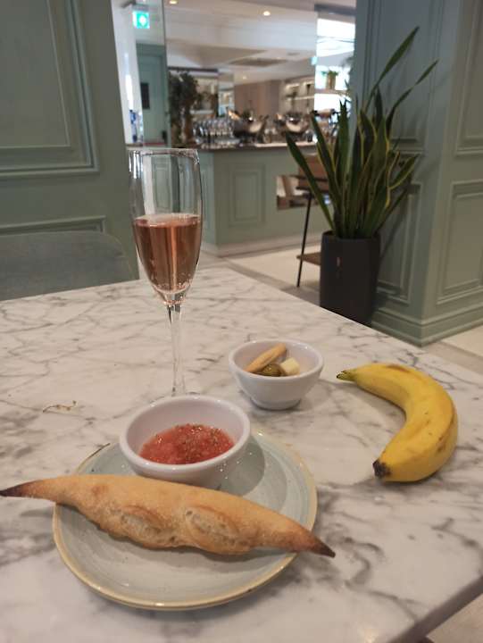 Gastro The Level at the Meliá White House