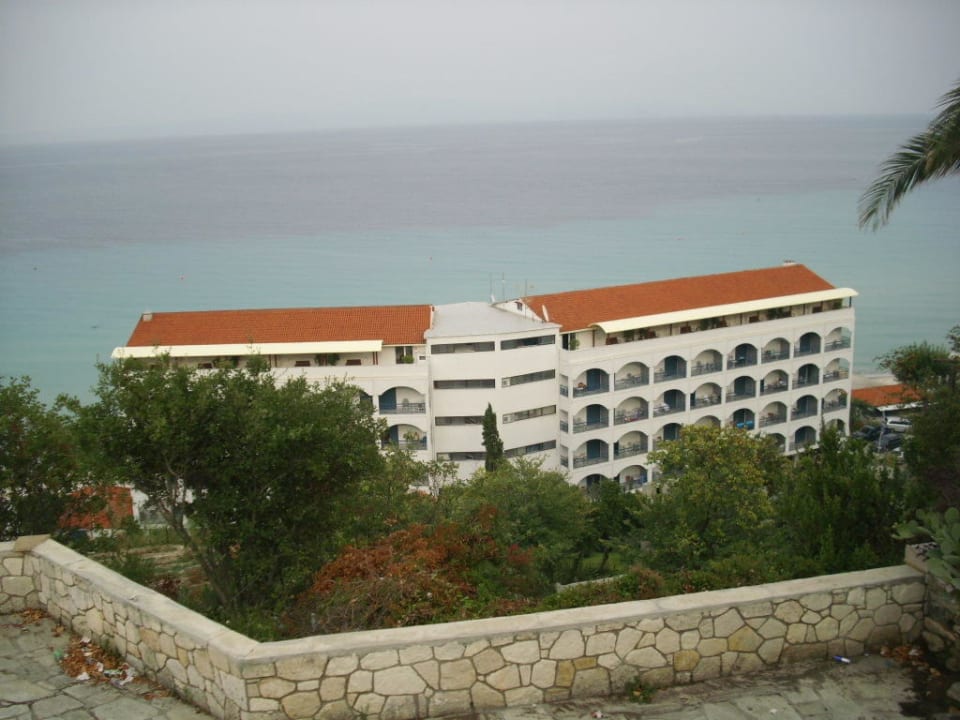 das Hotel Ammon Zeus Luxury Beach Hotel