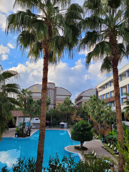Pool Port Side Resort Hotel