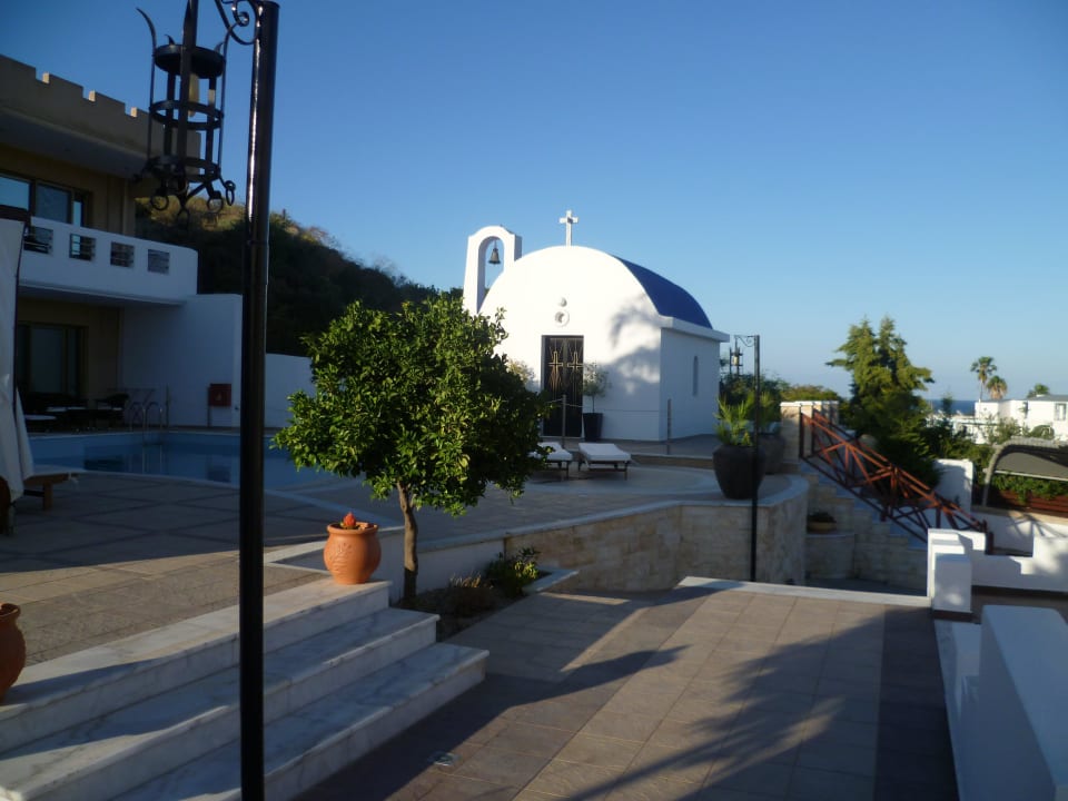 Pool Castello Di Cavalieri Suites