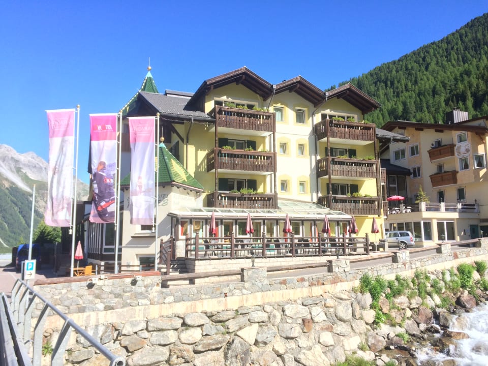 Außenansicht Paradies Pure Mountain Resort