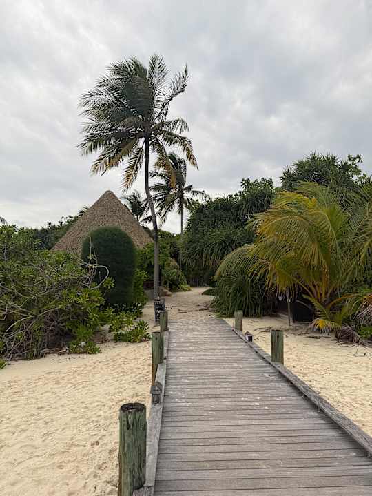 Strand Kuredu Island Resort & Spa