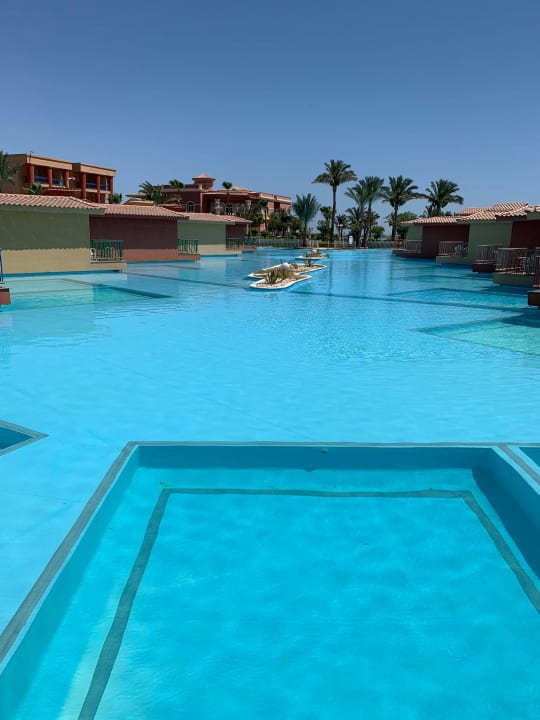 Pool Hotel Titanic Palace