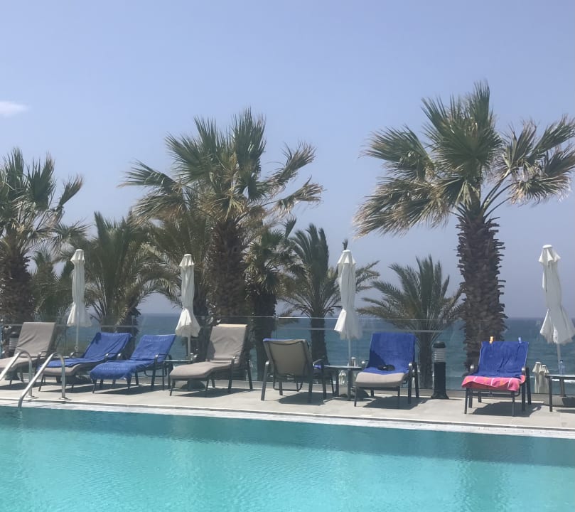 Pool Louis Paphos Breeze