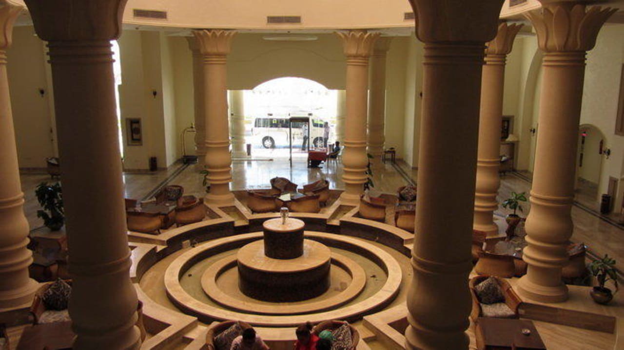 Recepcja Coral Hills Resorts & SPA