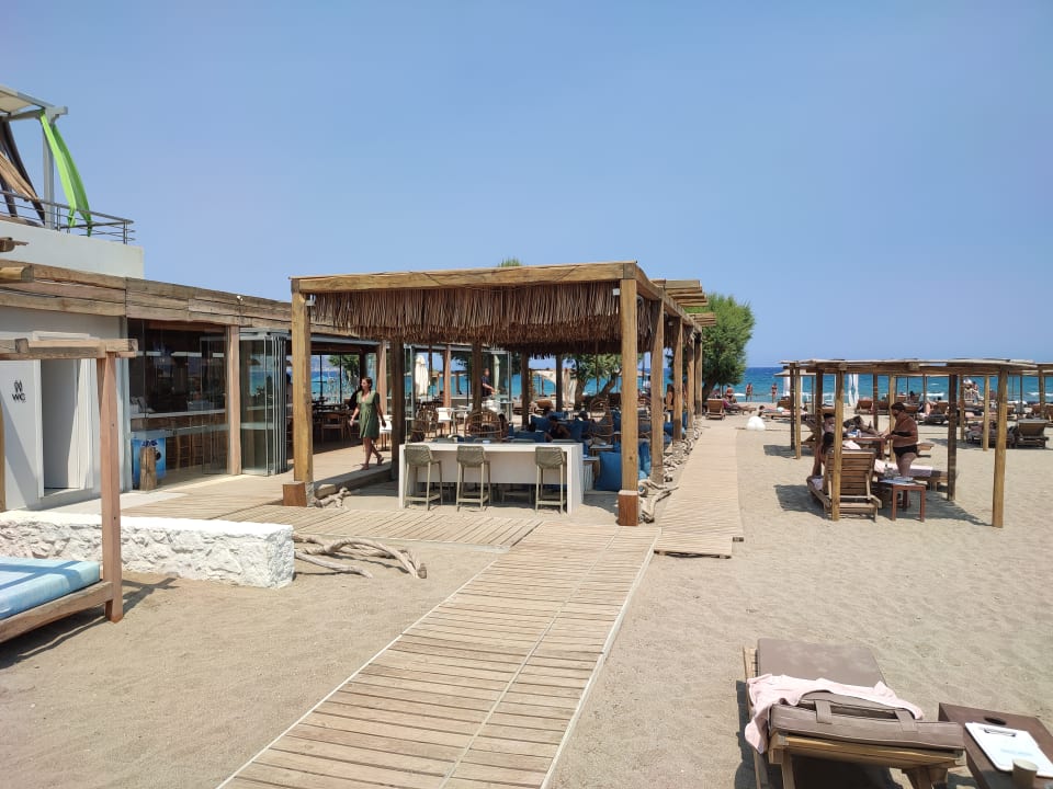 Strand Paralos Lifestyle Beach