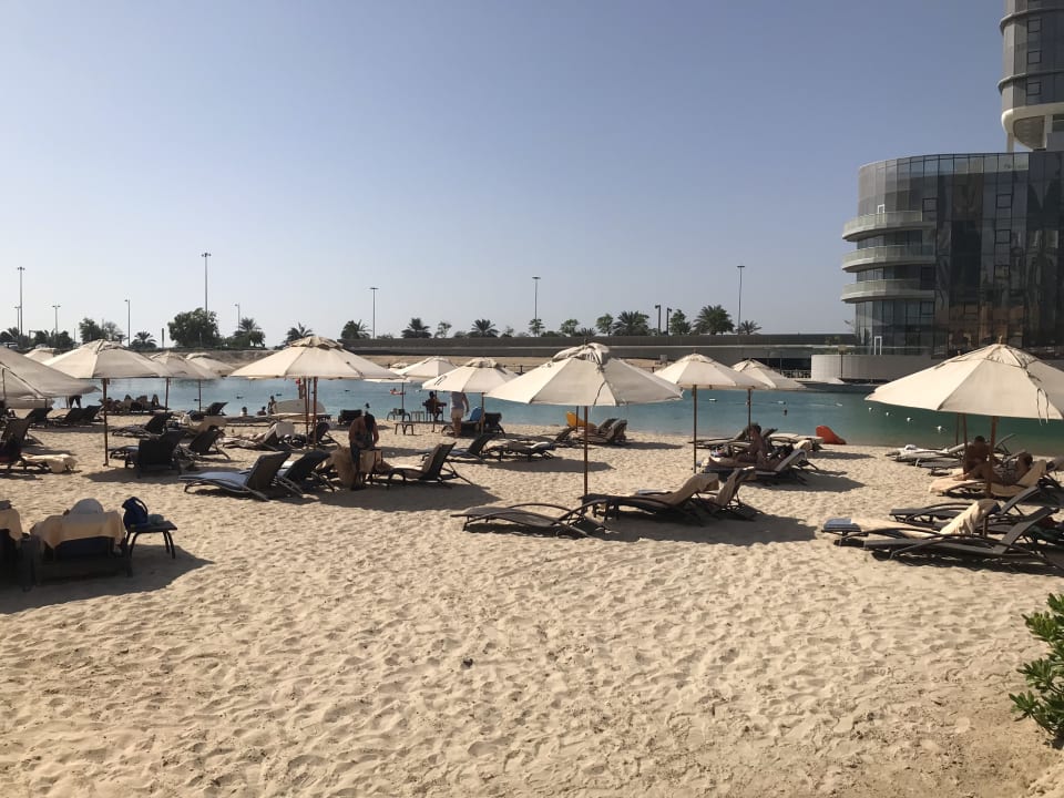 Strand Sheraton Hotel & Resort Abu Dhabi