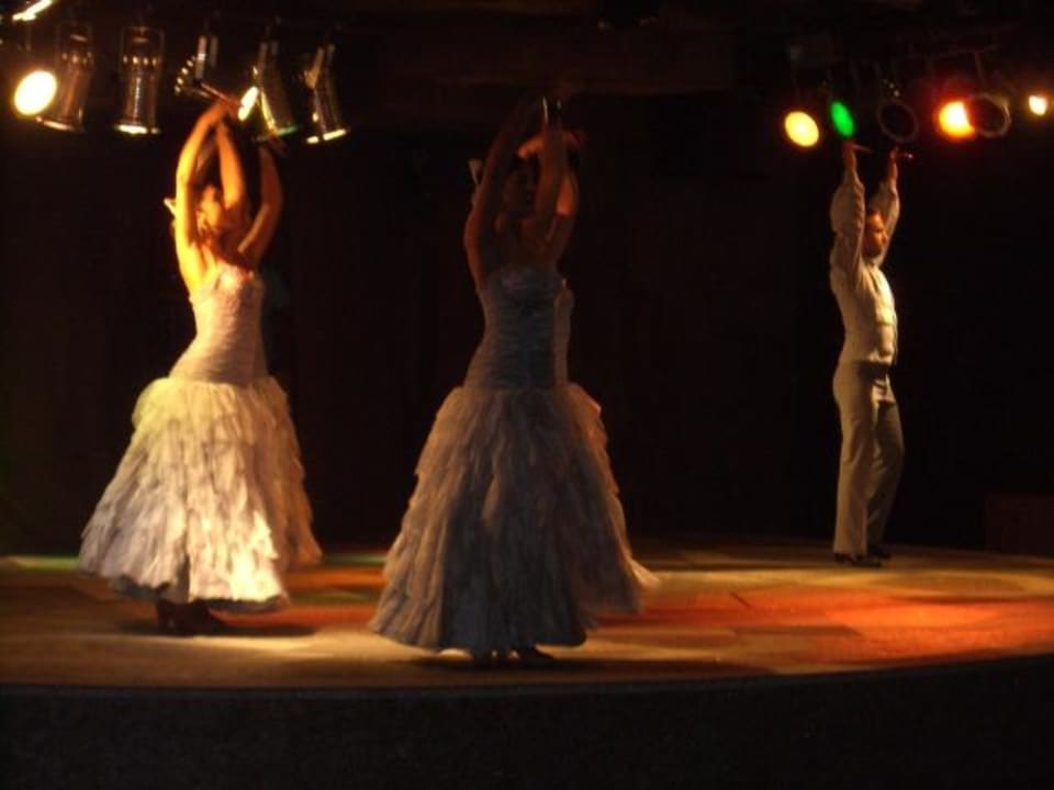 Flamingoabend auf der Showbühne Lopesan Baobab Resort