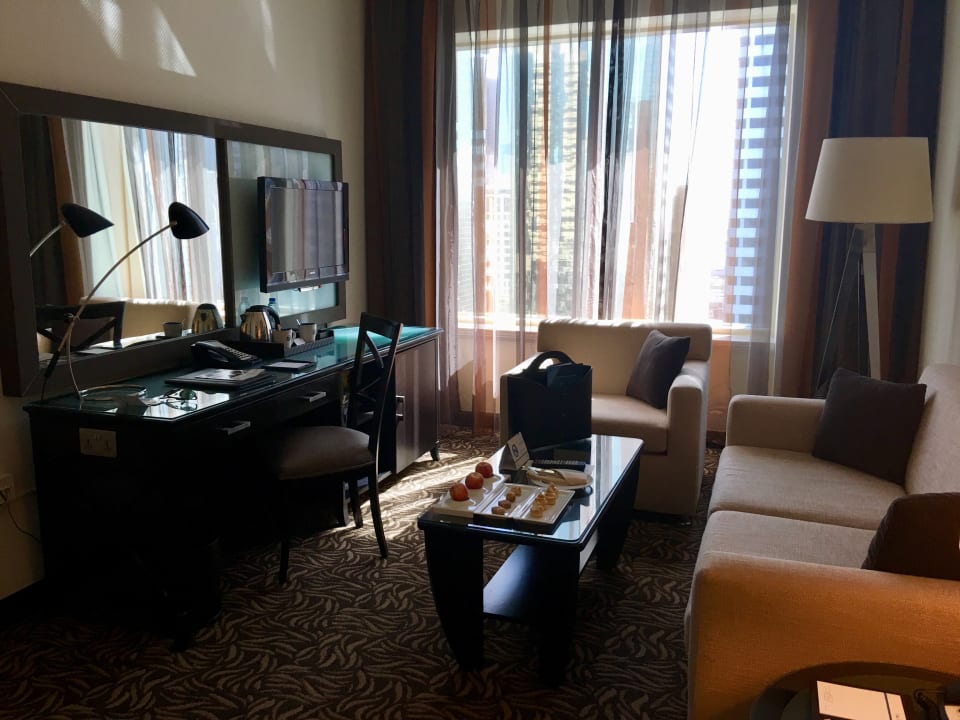 Zimmer Towers Rotana