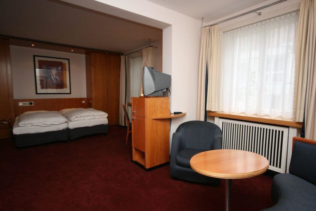 Hotel Elephant Weimar, Juniorsuite Nr. 210 Hotel Elephant Weimar (Autograph Collection)